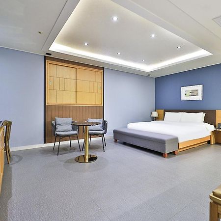 Seomyeon Ib Hotel Busan Eksteriør bilde