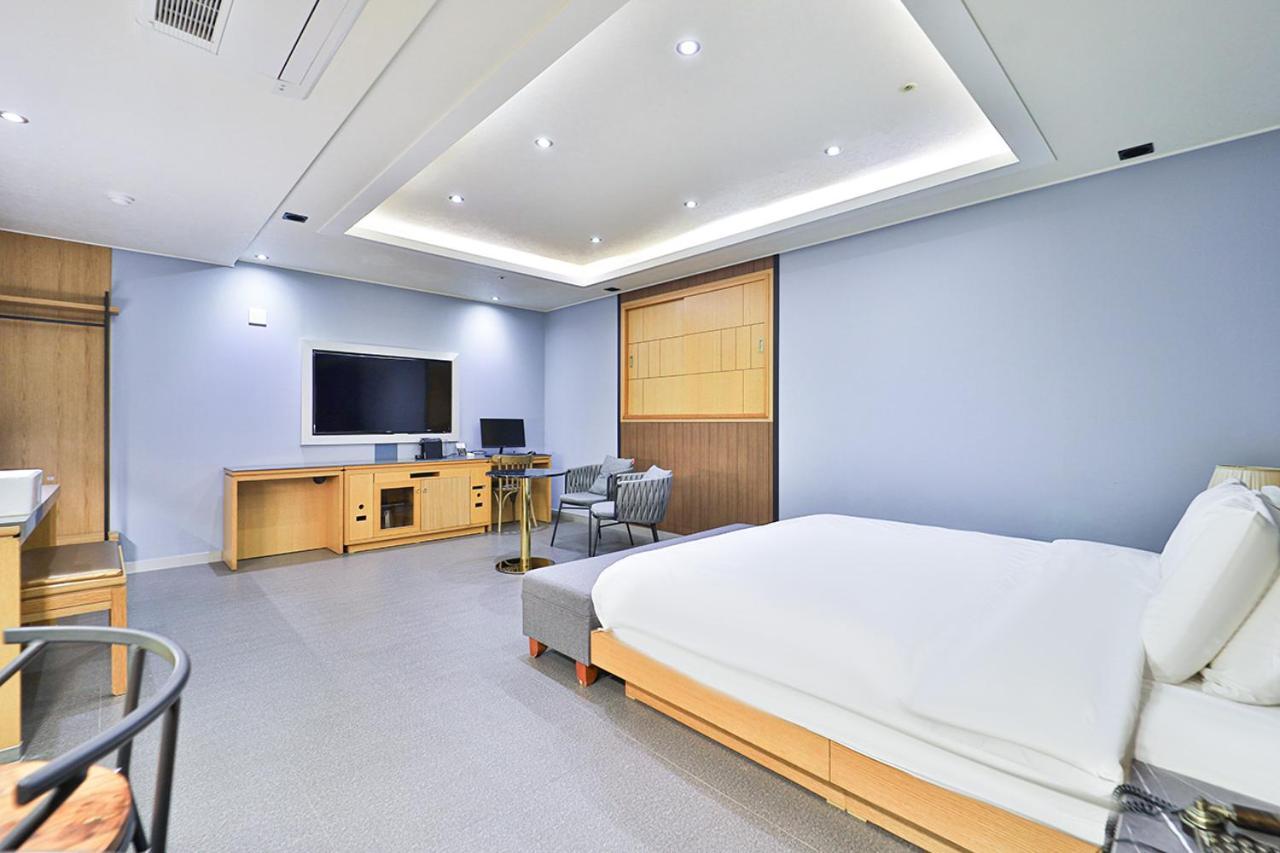 Seomyeon Ib Hotel Busan Eksteriør bilde