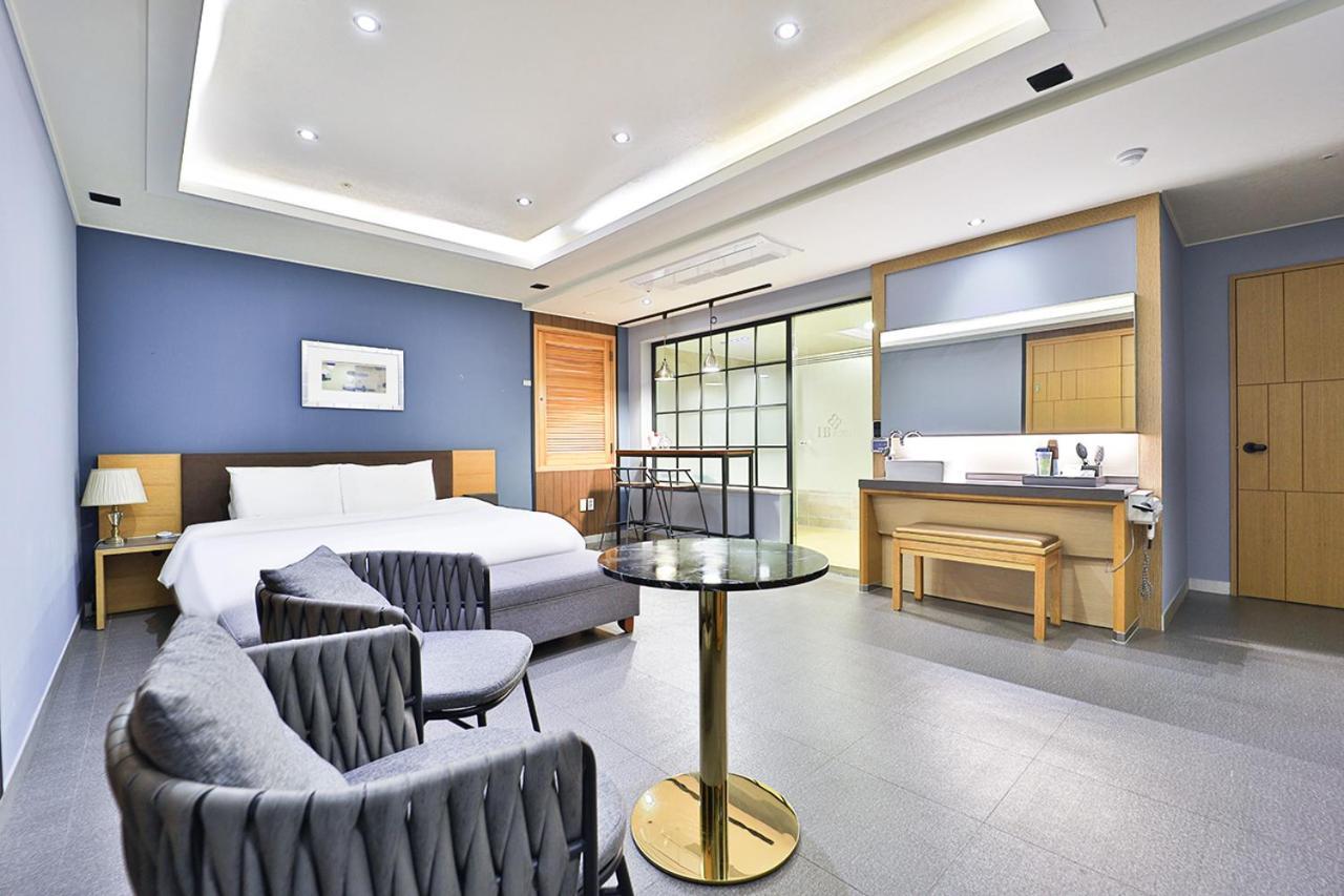 Seomyeon Ib Hotel Busan Eksteriør bilde